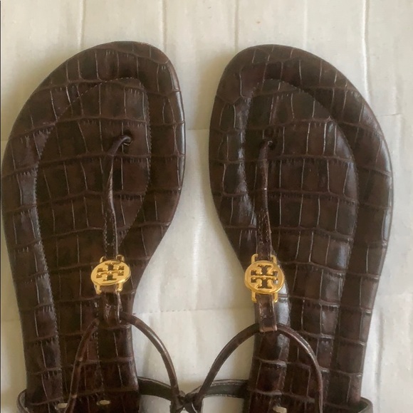gently used tory burch sandals - Picture 2 of 3